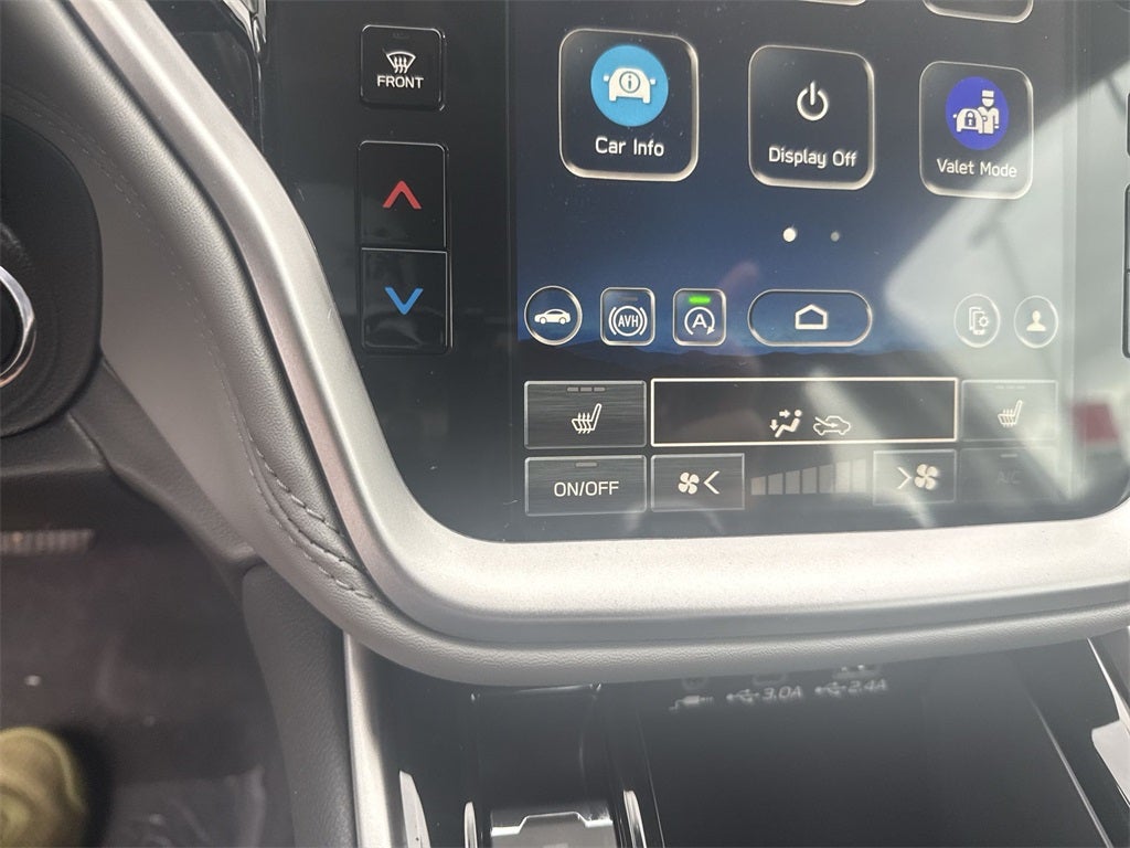 2025 Subaru LEGACY Premium