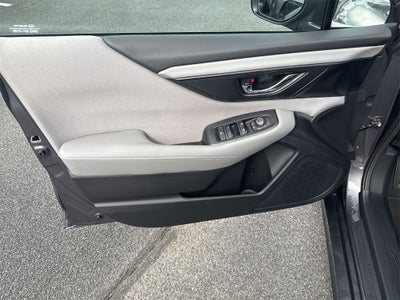 2025 Subaru LEGACY Premium