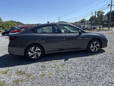 2025 Subaru LEGACY Premium