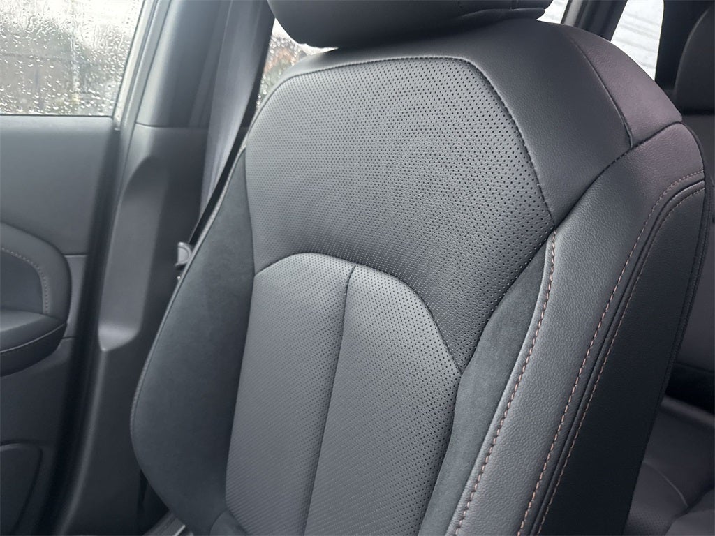 2025 Subaru FORESTER Touring Hybrid