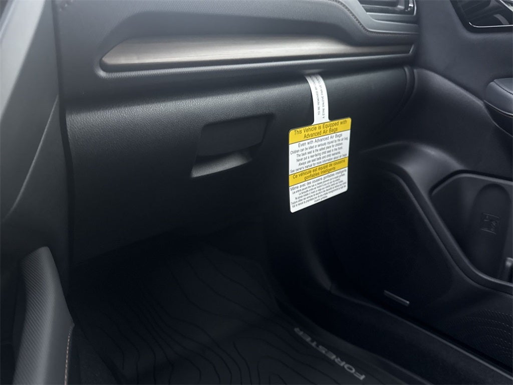 2025 Subaru FORESTER Touring Hybrid