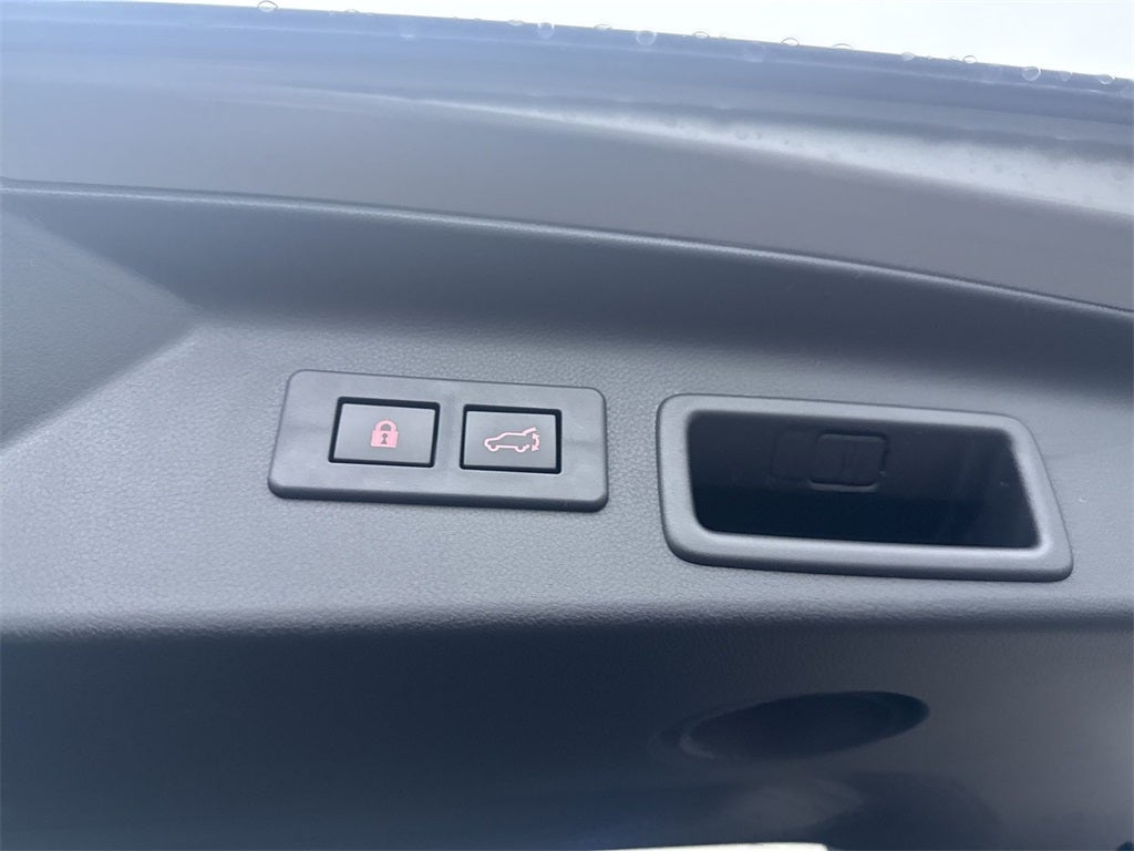 2025 Subaru FORESTER Touring Hybrid