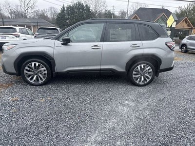 2025 Subaru FORESTER Touring Hybrid